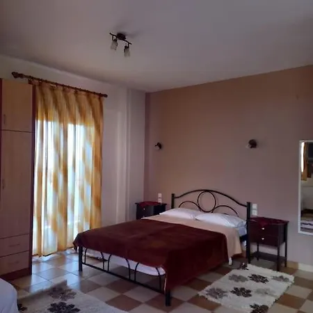 Nikos'S Apartment Ταξιάρχης Εξωτερικό φωτογραφία
