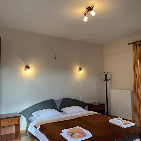 Nikos'S Apartment Ταξιάρχης Εξωτερικό φωτογραφία