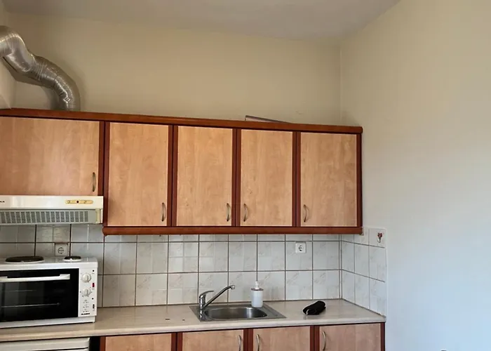 Nikos\'S Apartment