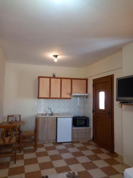 Apartamento Nikos's Taxiarkhis (Aristotelis)