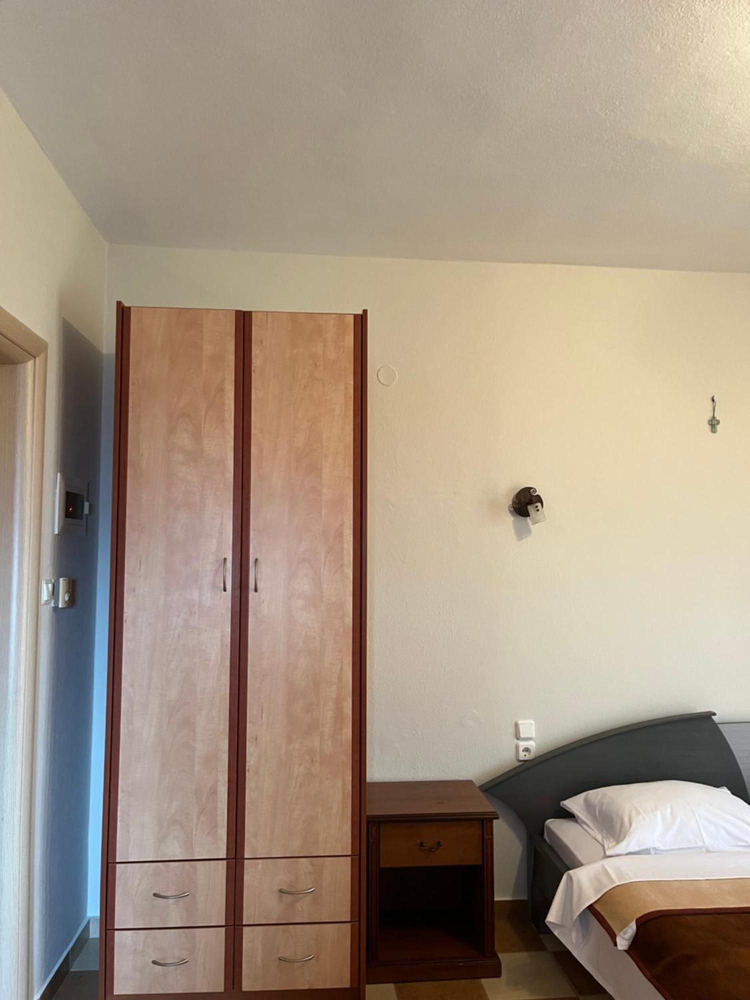 Nikos's Apartment